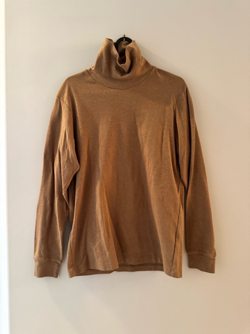 Uniqlo Men's Camel Turtleneck Sweater